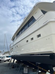 boatyard, Hatteras 70, trawler for sale