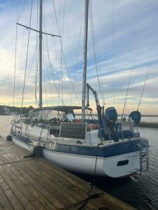 exterior, Morgan 41 Out Island, sailboat for sale
