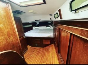 bed, Morgan 41 Out Island, sailboat for sale