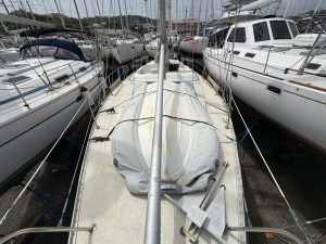 deck, Morgan 41 Out Island, sailboat for sale