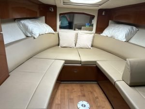 bed, Sea Ray, trawler for sale
