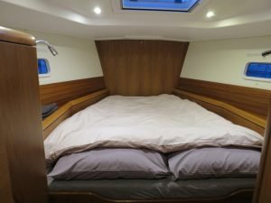 bed, Wauquiez 47, sailboat for sale