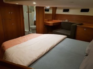 bed, Wauquiez 47, sailboat for sale