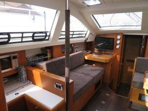 salon, Wauquiez 47, sailboat for sale