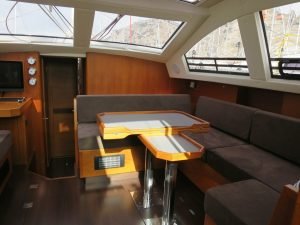 salon, Wauquiez 47, sailboat for sale