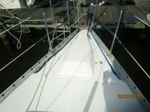 deck, Beneteau 381, sailboat for sale