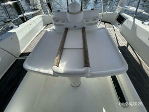 cockpit, Beneteau 381, sailboat for sale