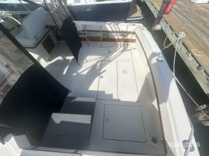 cockpit, Pursuit, trawler for sale