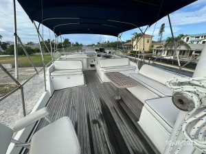 cockpit, Grand Banks 42 Classic, trawler for sale