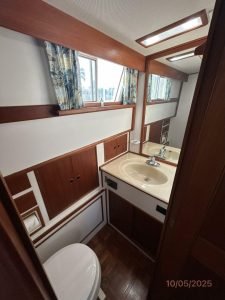 bath, Grand Banks 42 Classic, trawler for sale