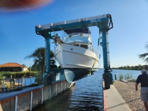 boatyard, Grand Banks 42 Classic, trawler for sale
