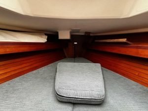 bed, Sabre 34, sailboat for sale