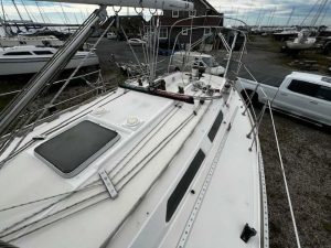 deck, Sabre 34, sailboat for sale
