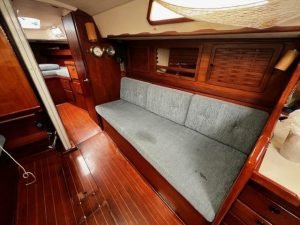salon, Sabre 34, sailboat for sale