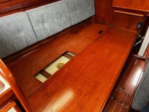 salon, Sabre 34, sailboat for sale