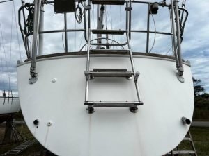 deck, Sabre 34, sailboat for sale