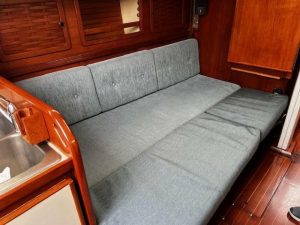 salon, Sabre 34, sailboat for sale