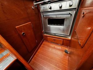 interior, Sabre 34, sailboat for sale