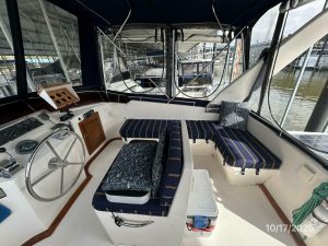 helm, Kha Shing 40, trawler for sale
