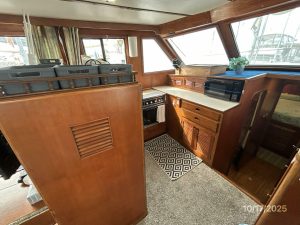 interior, Kha Shing 40, trawler for sale