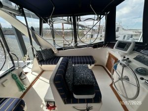 helm, Kha Shing 40, trawler for sale
