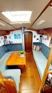 salon, Sigma 41, sailboat for sale