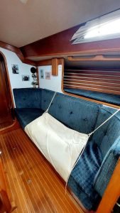 salon, Sigma 41, sailboat for sale