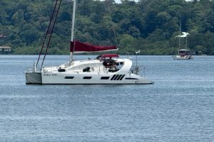 underway, Dean 500, catamaran for sale