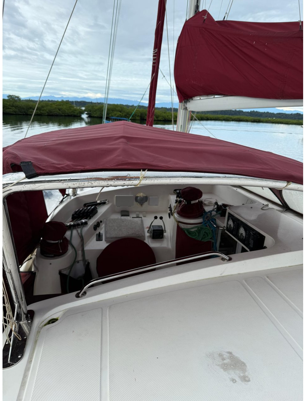 cockpit, Dean 500, catamaran for sale