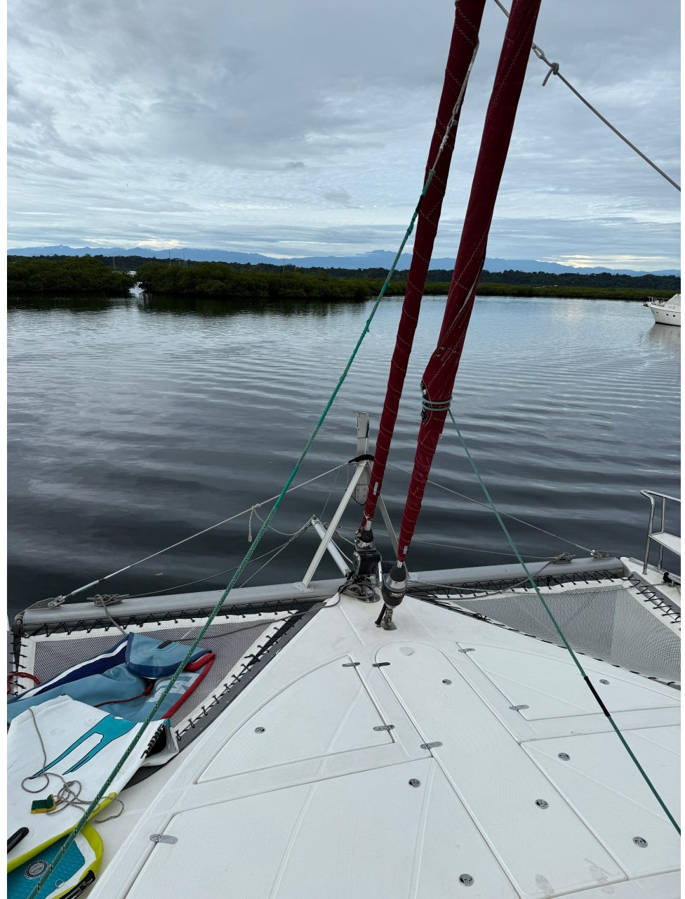 underway, Dean 500, catamaran for sale