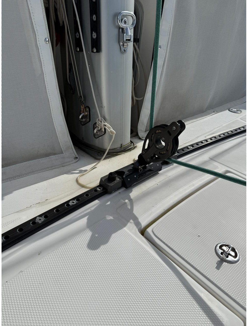 deck, Dean 500, catamaran for sale