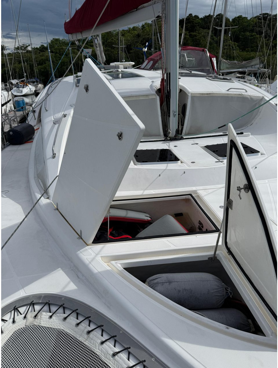 deck, Dean 500, catamaran for sale