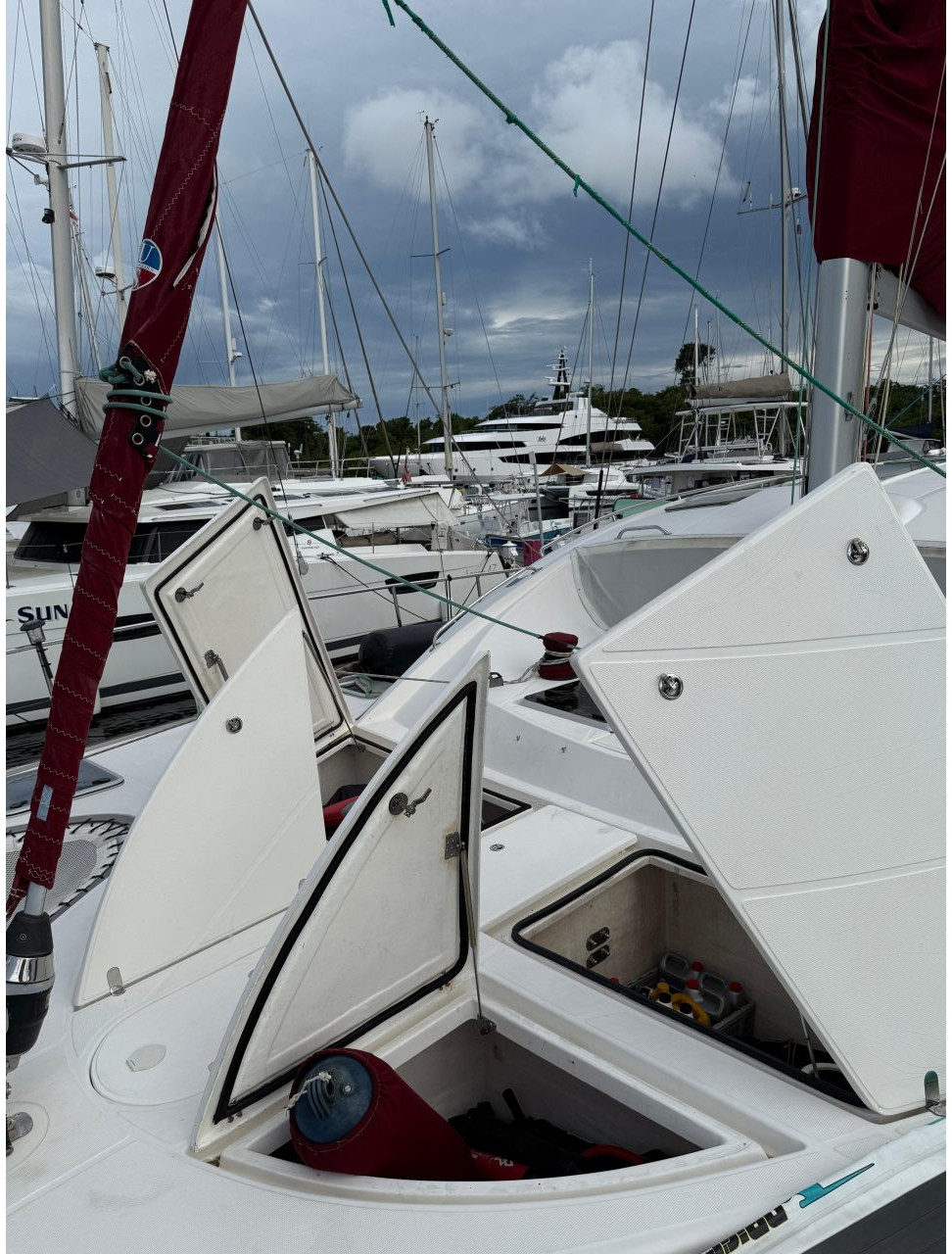 exterior, Dean 500, catamaran for sale