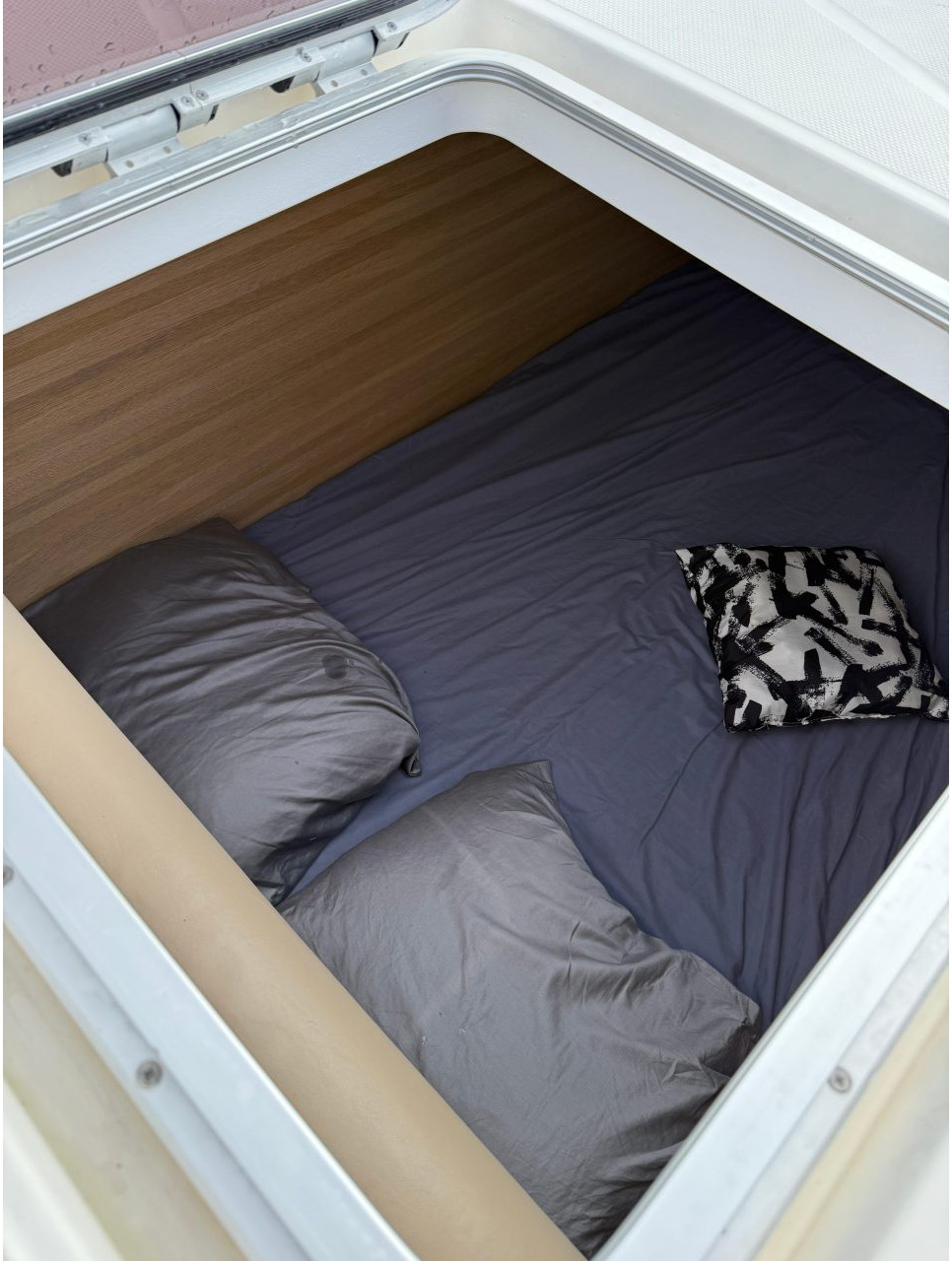 bed, Dean 500, catamaran for sale