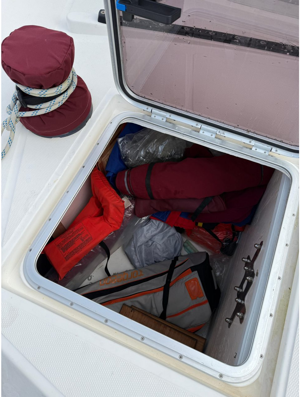 deck, Dean 500, catamaran for sale