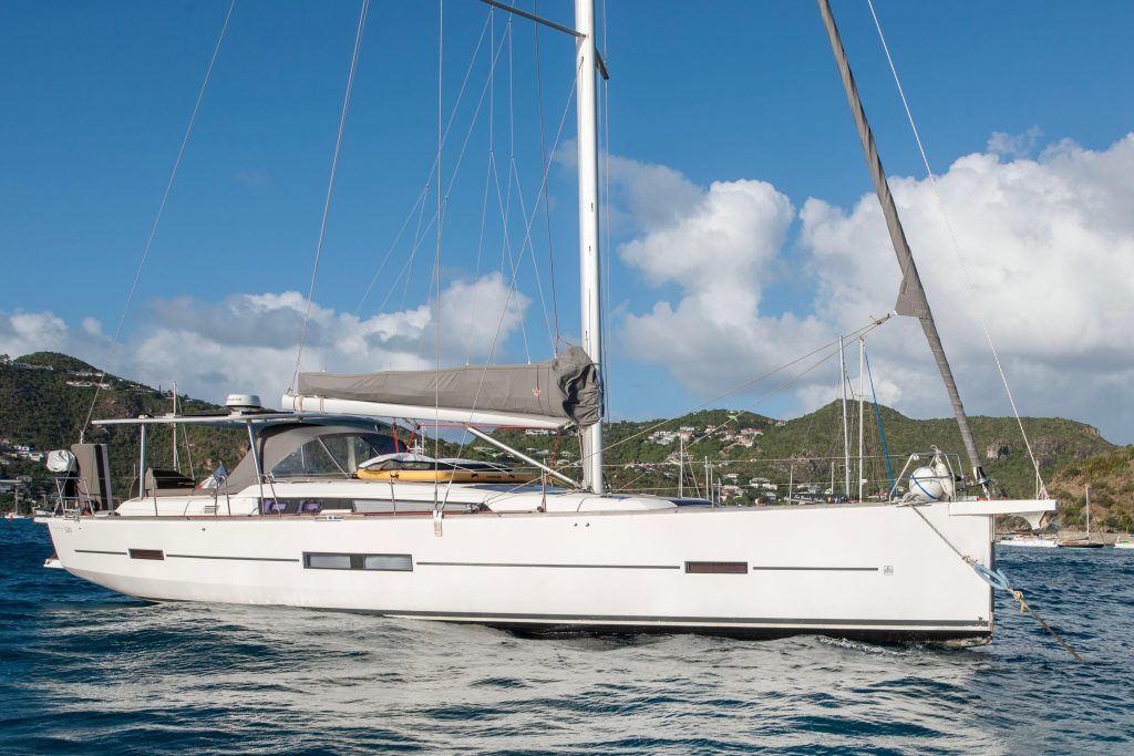 Dufour 520, sailboat for sale
