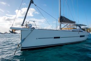 exterior, Dufour 520, sailboat for sale