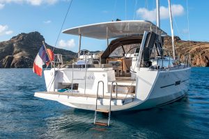 cockpit, Dufour 520, sailboat for sale