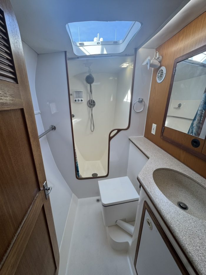 bath, Manta 42, catamaran for sale