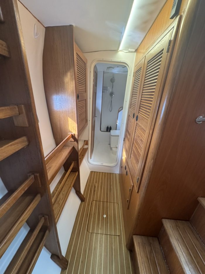 bath, Manta 42, catamaran for sale