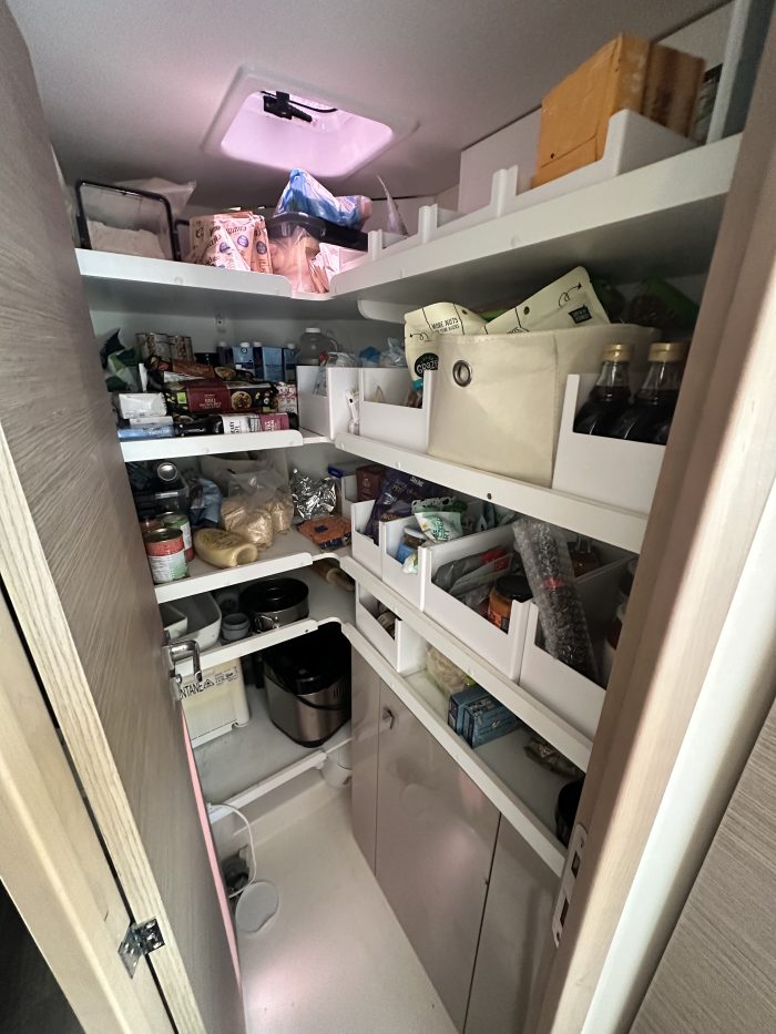 interior, FP 40 Isla, catamaran for sale