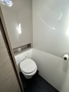 bath, FP 40 Isla, catamaran for sale