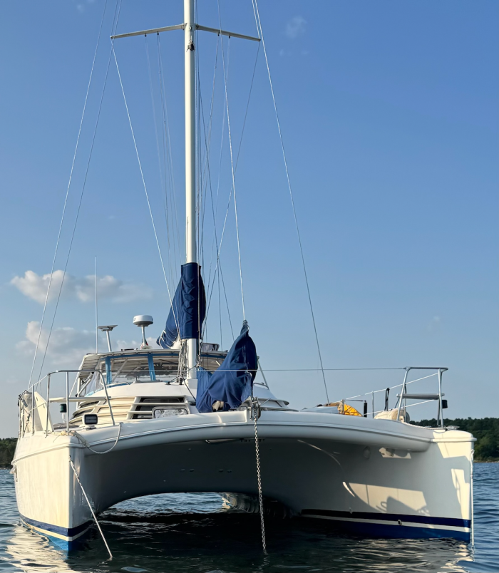 exterior, Manta 42, catamaran for sale