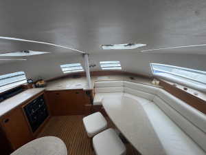 salon, Manta 42, catamaran for sale