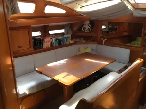 salon, Ovni 43, sailboat for sale