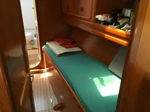 bed, Ovni 43, sailboat for sale