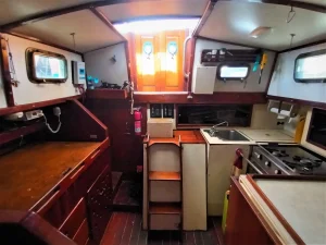interior, Brewer 35 Huromic, sailboat for sale