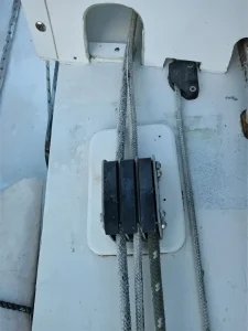 deck, Brewer 35 Huromic, sailboat for sale