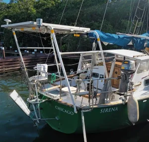 helm, Brewer 35 Huromic, sailboat for sale
