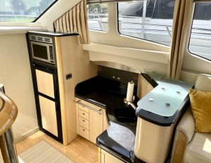 interior, Sea Ray, trawler for sale